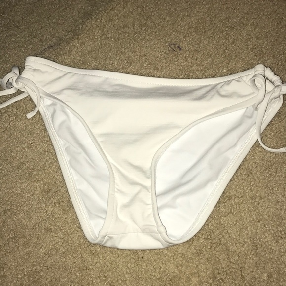 SWIMSUIT BOTTOM BUNDLE PACK! - Picture 3 of 4